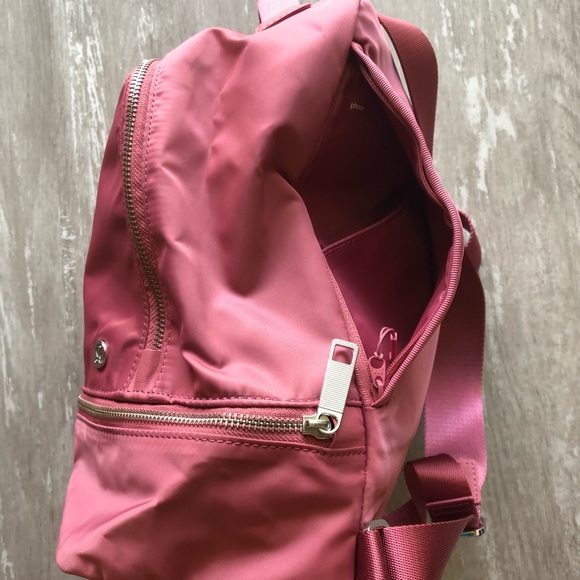 Lululemon City Adventurer Backpack Mini *10L - Picture 10 of 12